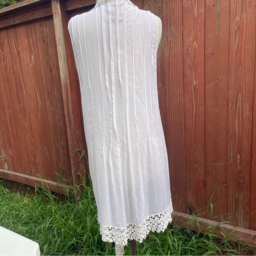 Vintage Johnny Was White Sleeveless tunic vest top with Lace Trim - Picture 12 of 16